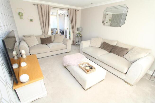 3 bed Detached for sale Image 9