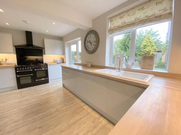 Fitted Kitchen