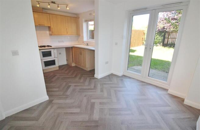 OPEN PLAN DINING