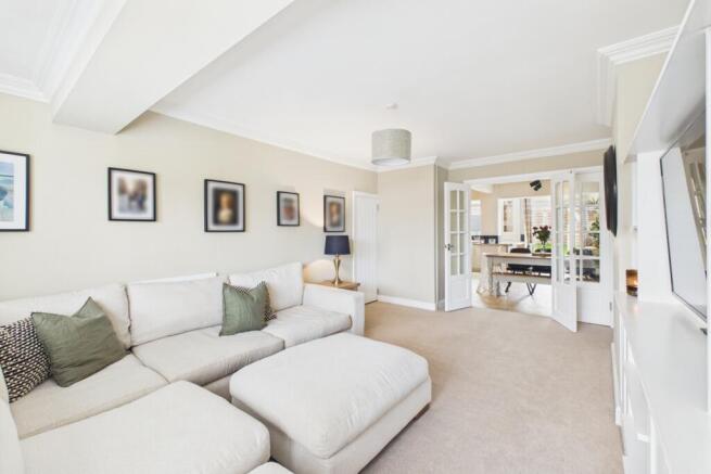 3 bed Semi-Detached for sale Image 5
