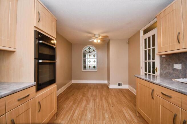 Kitchen / dining room