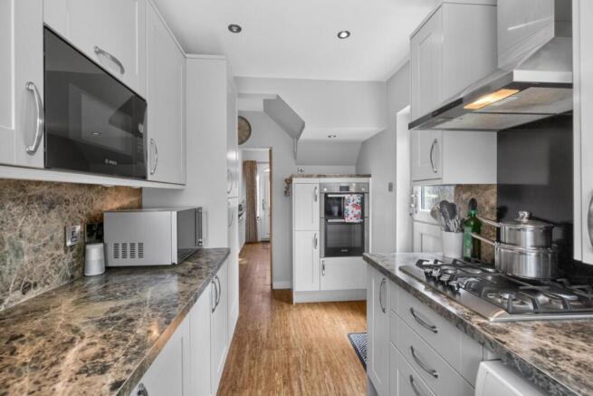 3 bed House for sale Image 7