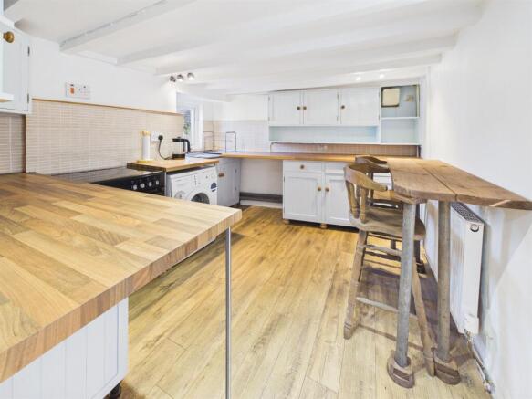 Bowling Green, Brassington, Matlock - View 5