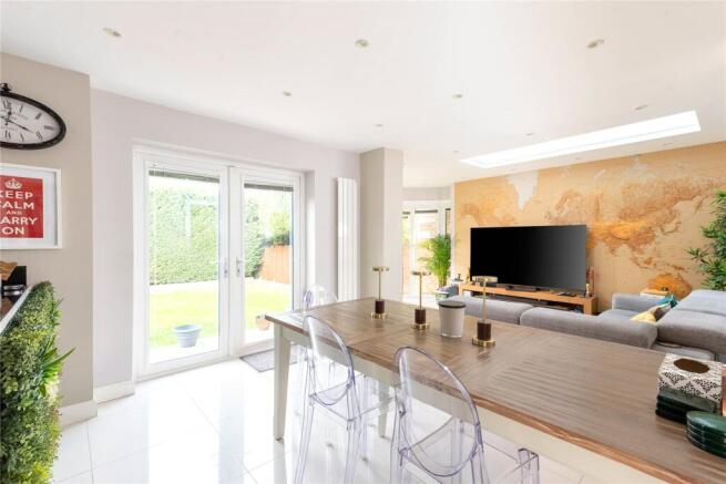Kitchen/Dining Rm