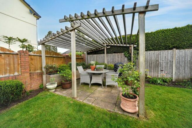 Stafford Place, Shifnal, TF11 photo 4