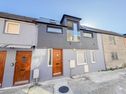 Sackville Road, Bexhill, TN39 3FX