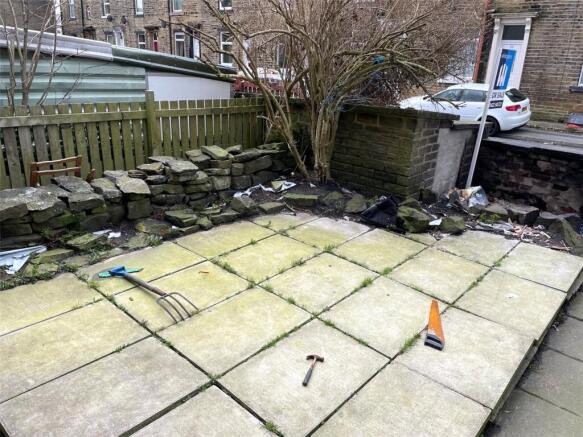 3 bed Terraced for sale Image 11