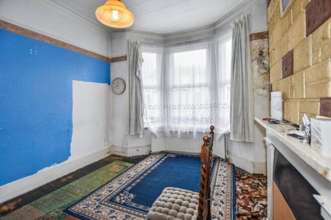 18 Ronver Road, London, SE12 0NJ