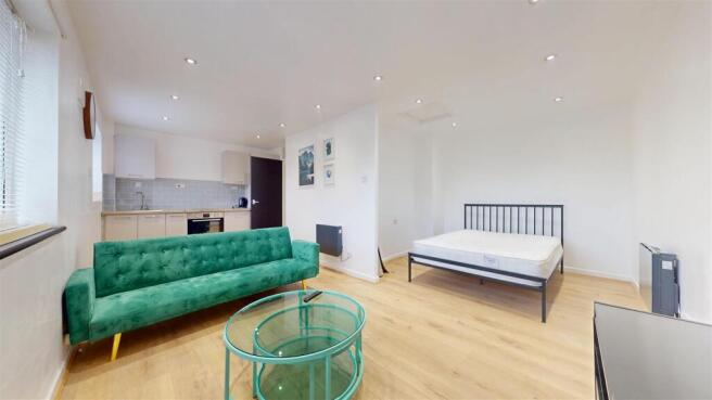 Castell Grove