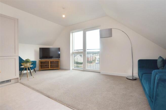 2 bed Apartment for sale Image 8