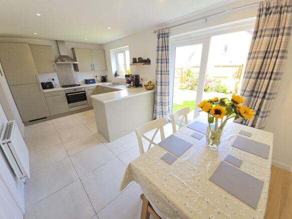 Kitchen / Dining Room