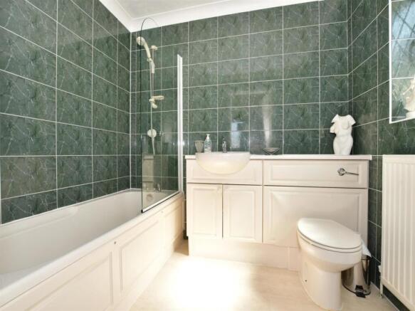 Old Bakery en suite