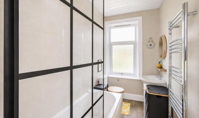 2 bed Terraced for sale Image 6