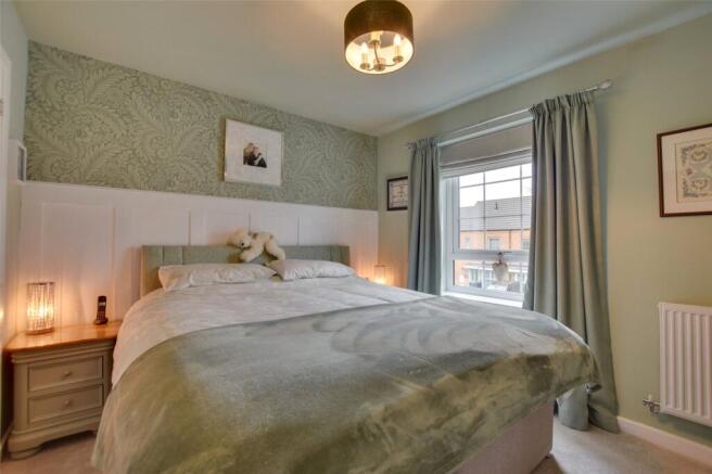 3 bed Semi-Detached for sale Image 8