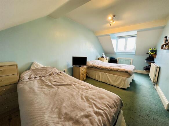 bed 2.