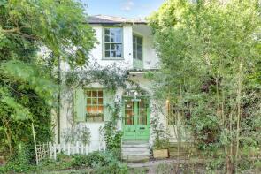 14, East Heath Road, London NW3 1AL