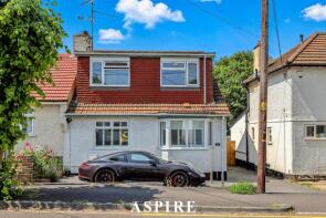 11a, Station Crescent, Rayleigh SS6 8AT