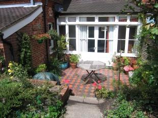 Side Terrace 2