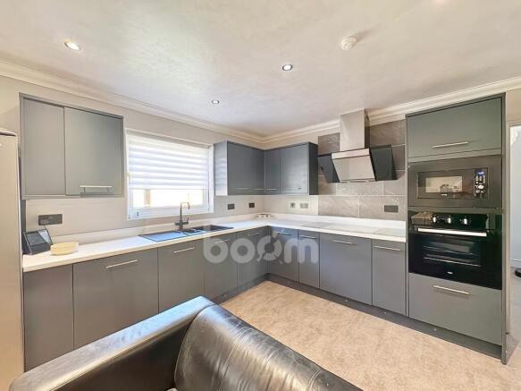 Dipple Road, Kilbirnie kitchen shot