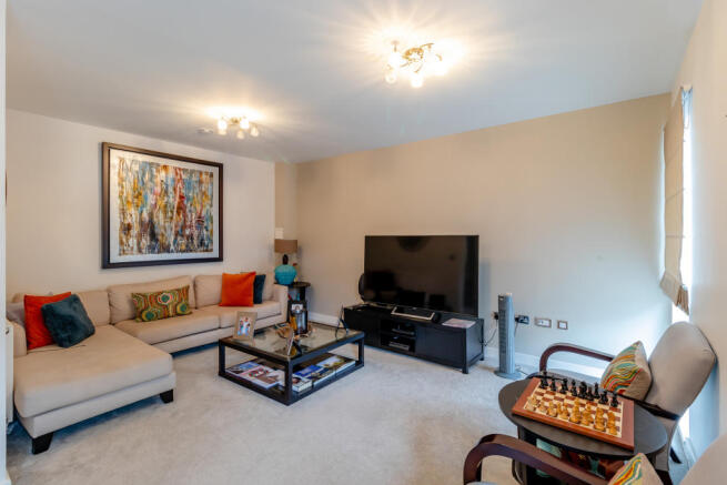 8434850-interior04-800
