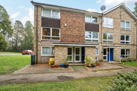 Langland Court, Northwood