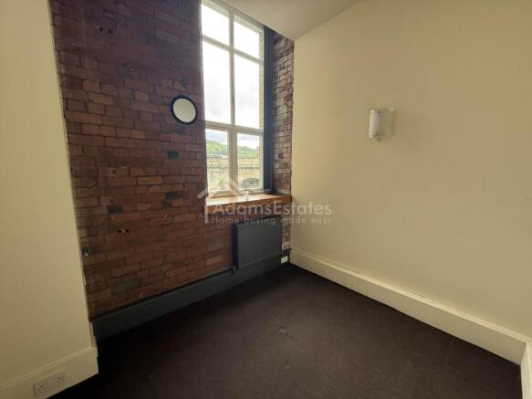 2 bed Flat for sale Image 3