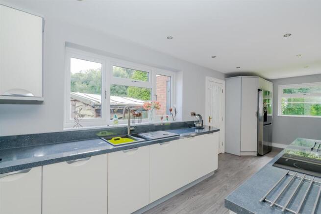 43, Enderley Drive, Walsall, Staffordshire, WS3 3P