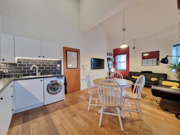 1 bed Apartment for sale Image 9