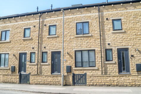 Calder Road, Mirfield, WF14