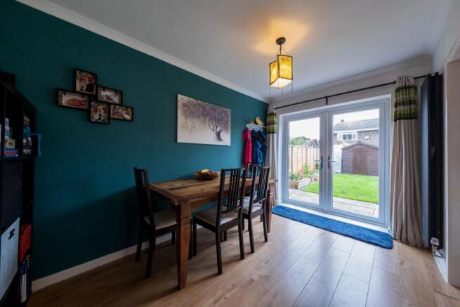 2 Tytherington Close-005.JPG