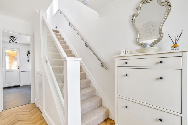 3 bed Semi-Detached for sale Image 2