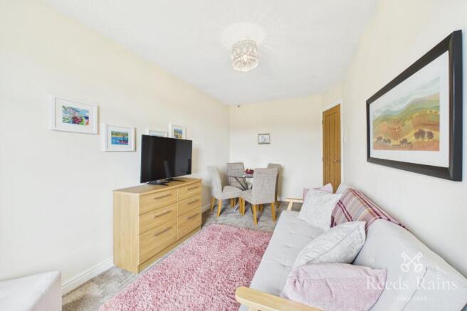 2 bed Bungalow for sale Image 9