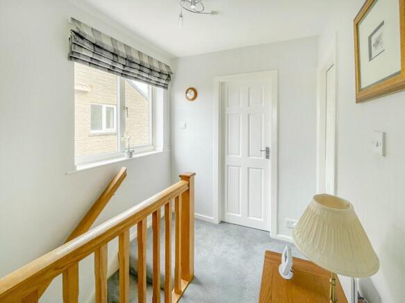 3 bed Semi-Detached for sale Image 9