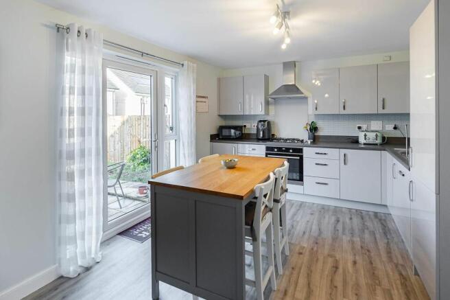 Kitchen/Dining Area