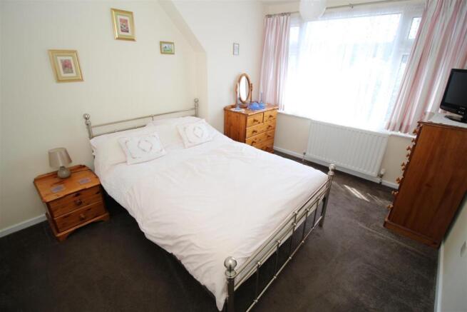 Bed 1.JPG