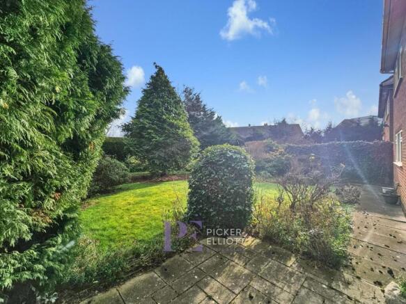 Larger than average Rear Garden