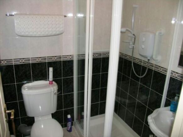 En Suite Shower Room