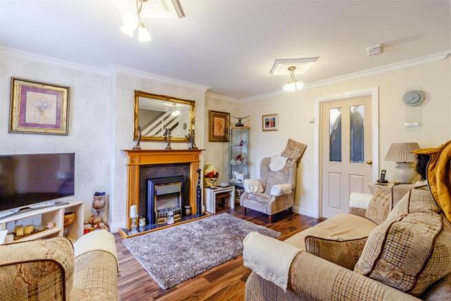 8415131-interior13.jpg