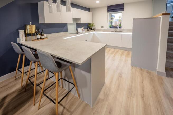Kitchen 2.jpg
