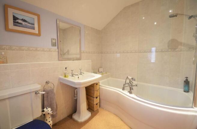 Ensuite Bathroom