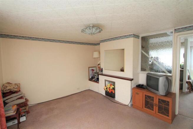 Living Room.JPG