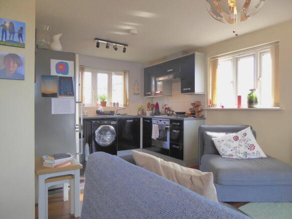 Photo 4