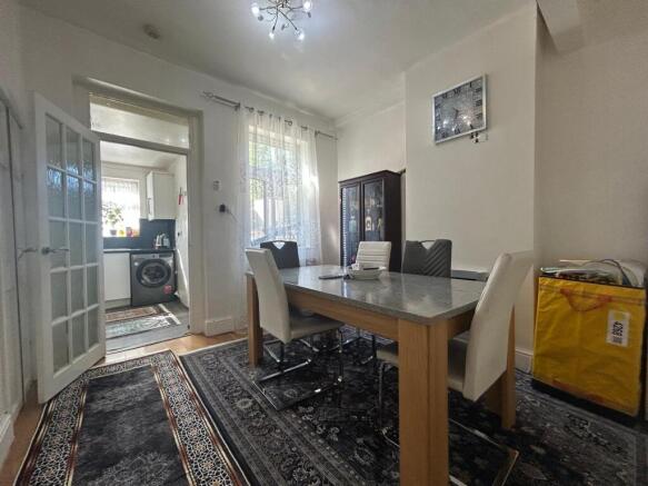 4 bed Terraced for sale Image 5