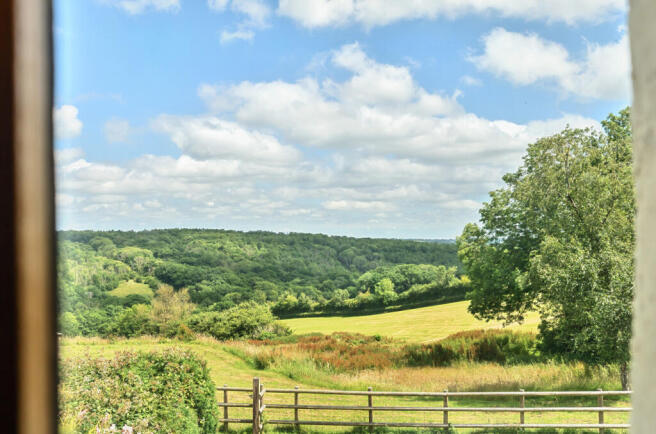 1315977-4-685ebb3...