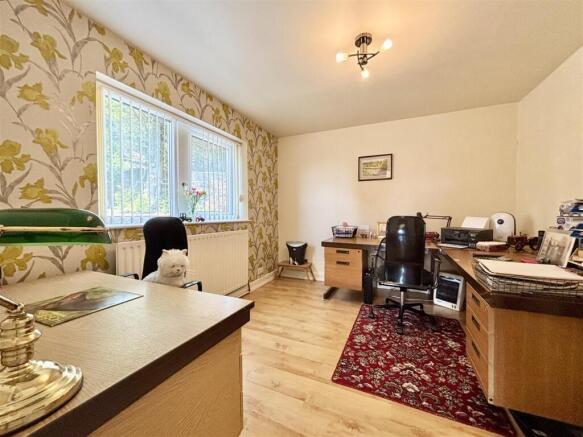 4 bed Farm House for sale Image 9