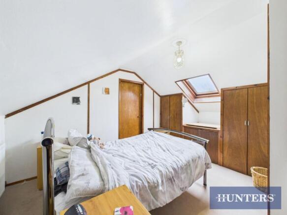 2 bed Semi-Detached Bungalow for sale Image 10