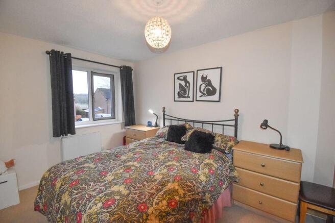 3 bed Terraced for sale Image 5