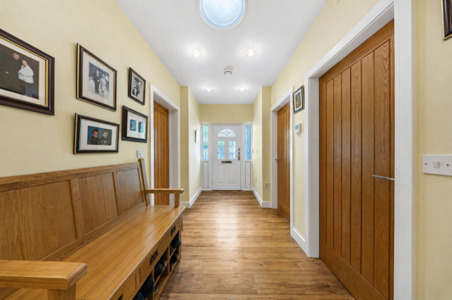 3 bed Detached Bungalow for sale Image 10