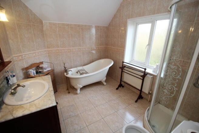 Main Bathroom