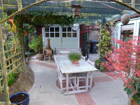 SUN TERRACE